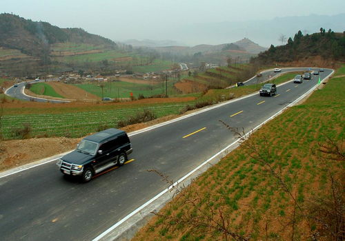 兩項目獲中國公路運輸工會 優(yōu)質(zhì)工程獎